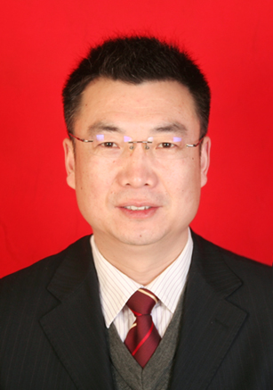 校長：李建峰